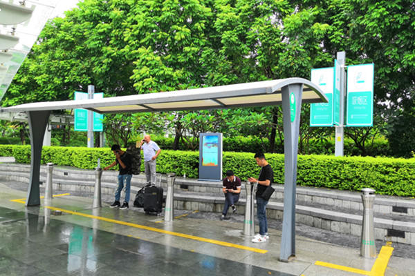 深圳落地式戶外廣告屏